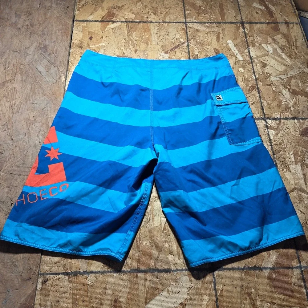 DC Shoes Board Shorts Mens 36 Blue Striped Orange Logo Y2K Skater Swim Trunks